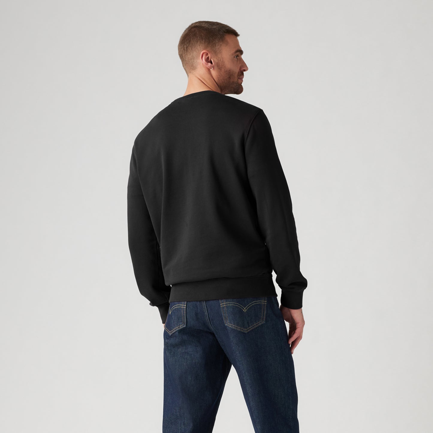 LEVI'S® MEN'S CLASSIC HOUSEMARK SWEATER - BLACK