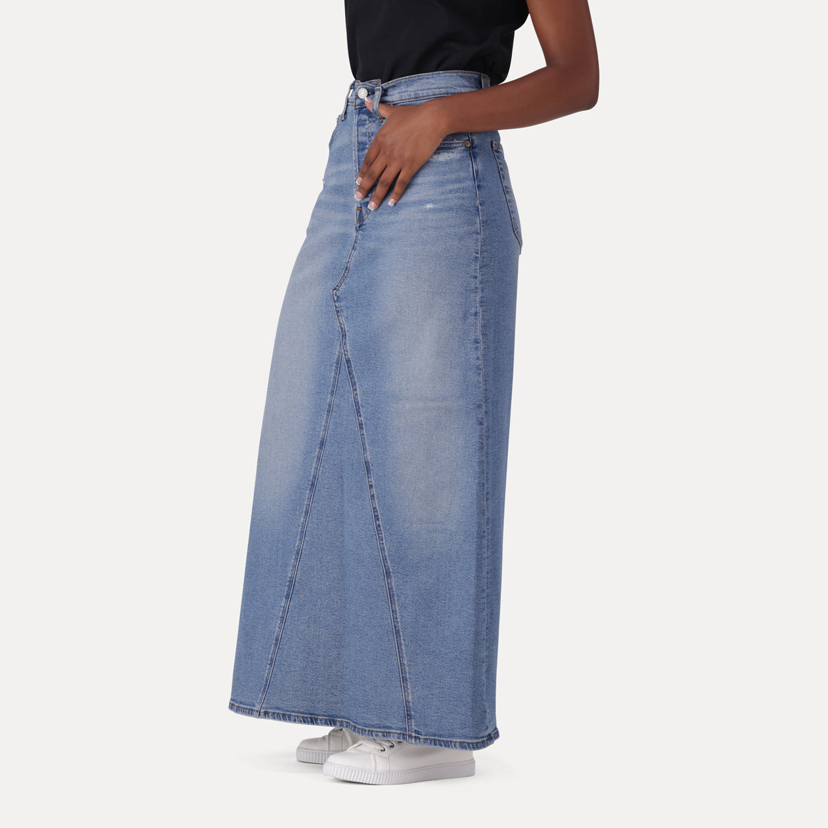 LEVI'S® WOMEN'S LONG ICON SKIRT - MED INDIGO - WORN IN