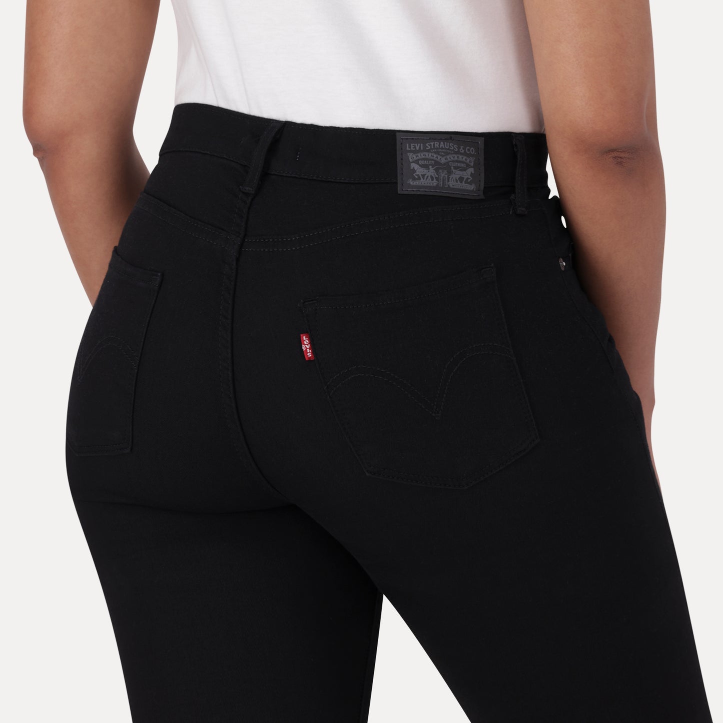 LEVI'S® CURVY HIGH-RISE SUPERSKINNY - BLACK