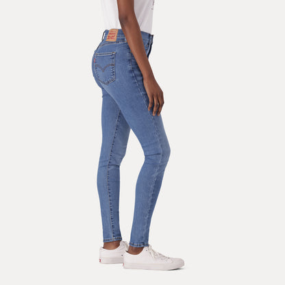 LEVI'S® WOMEN'S 720 HIGH-RISE SUPER SKINNY JEANS - MED INDIGO - WORN IN