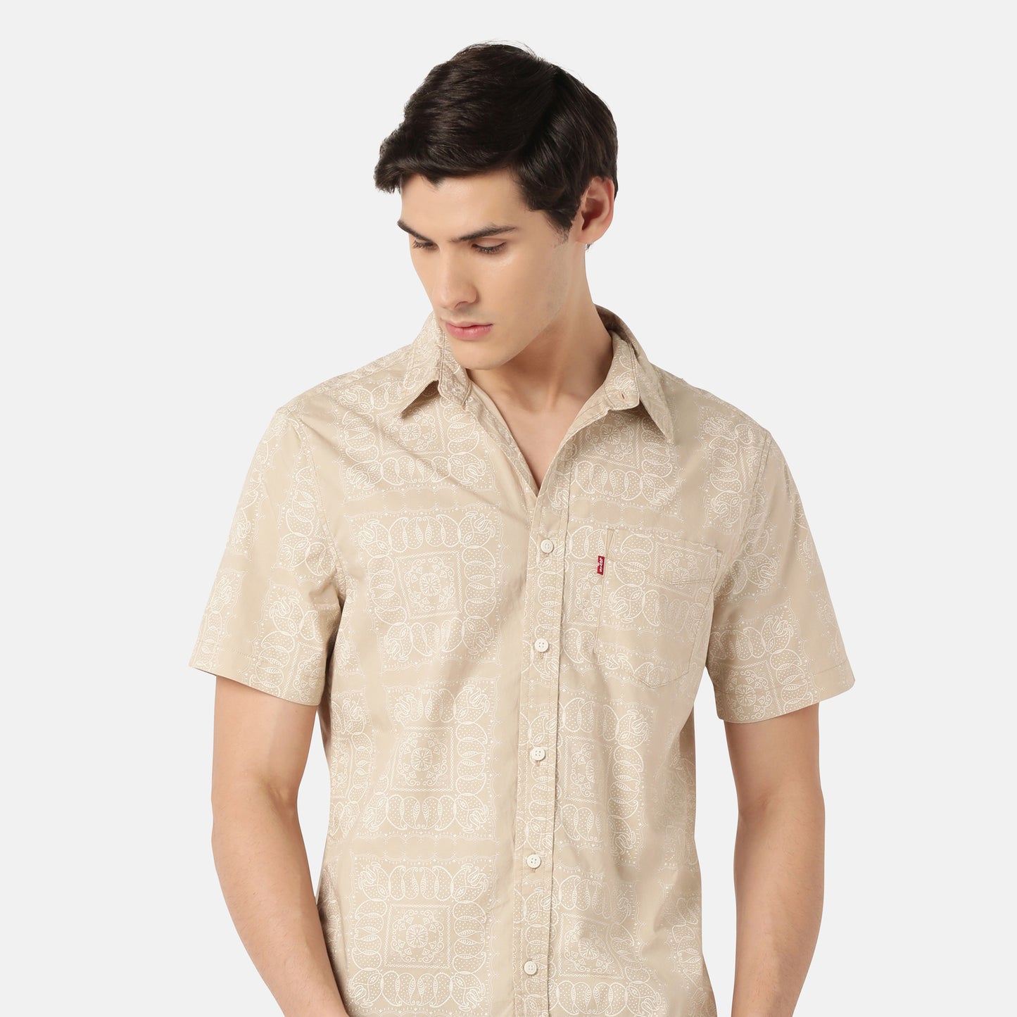 LEVI'S® MEN'S SHORT-SLEEVE CLASSIC STANDARD FIT SHIRT - TAN