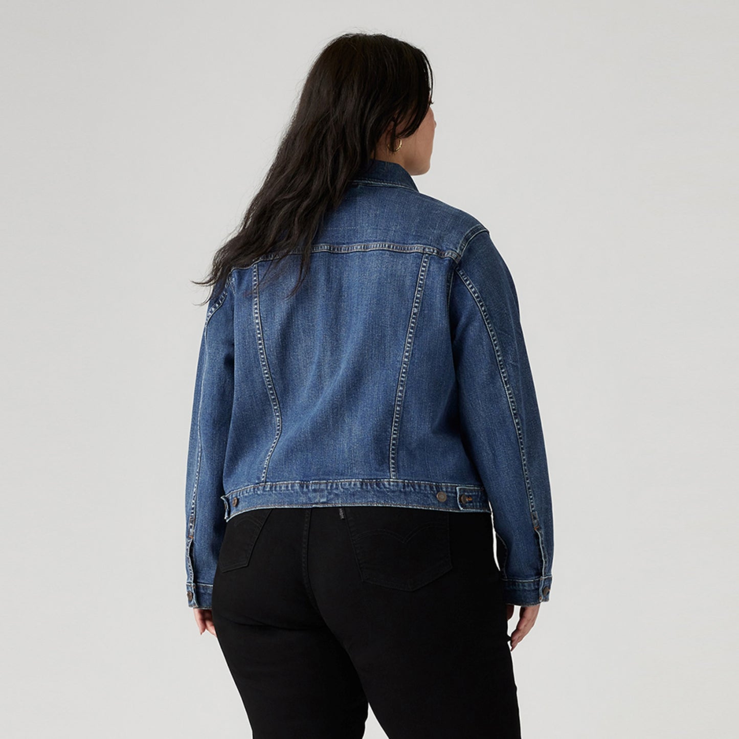 LEVI'S® WOMEN'S ORIGINAL SHERPA TRUCKER JACKET  - MED INDIGO - WORN IN