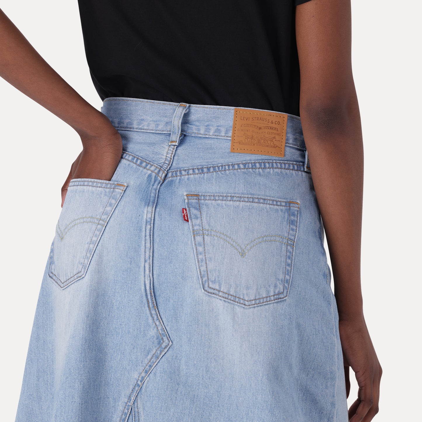 LEVI'S® WOMEN'S HIGH-RISE A-LINE DECONSTRUCTED SKIRT - LIGHT INDIGO - FLAT FINISH