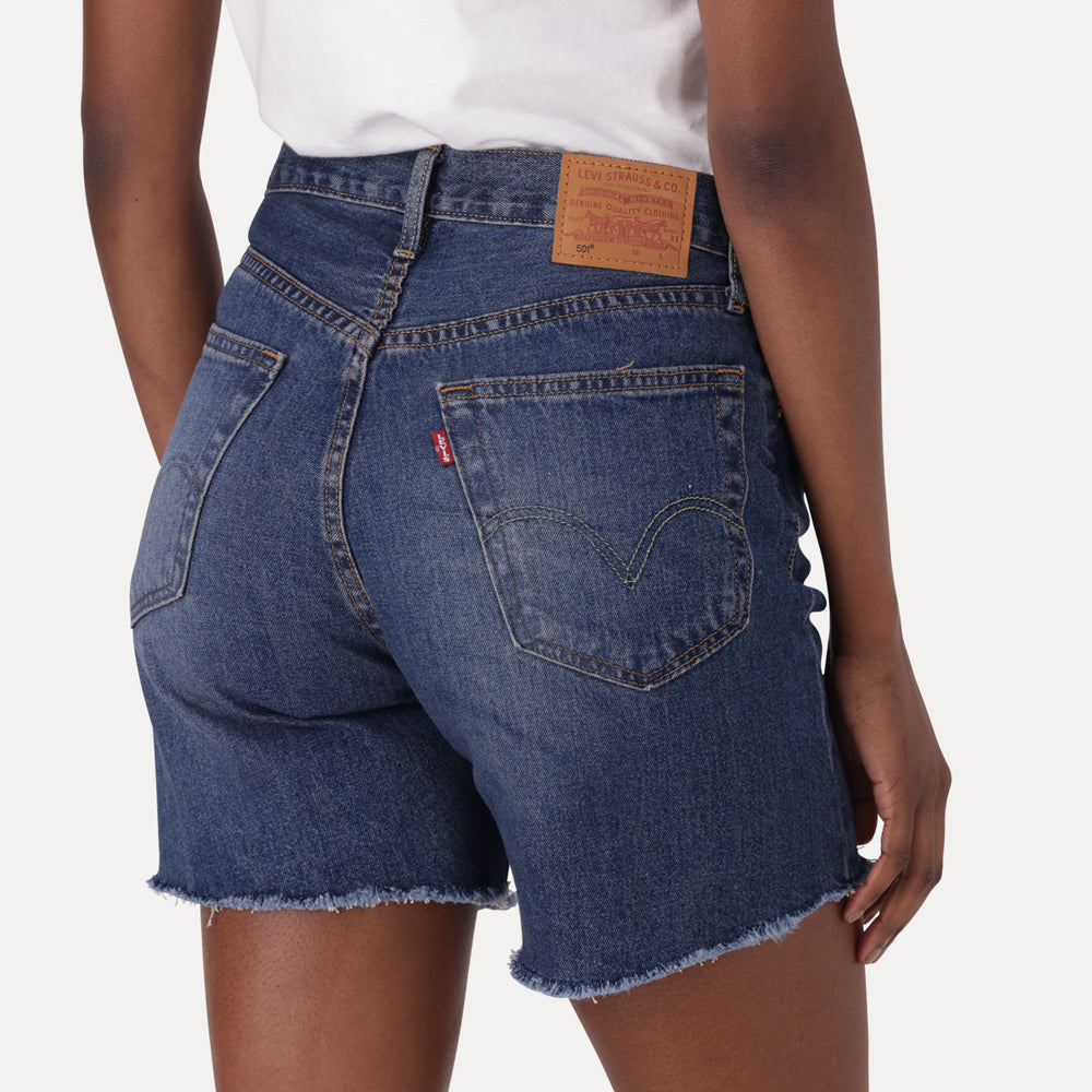 LEVI'S® WOMEN'S 501® MID-THIGH SHORTS - DARK INDIGO - WORN IN