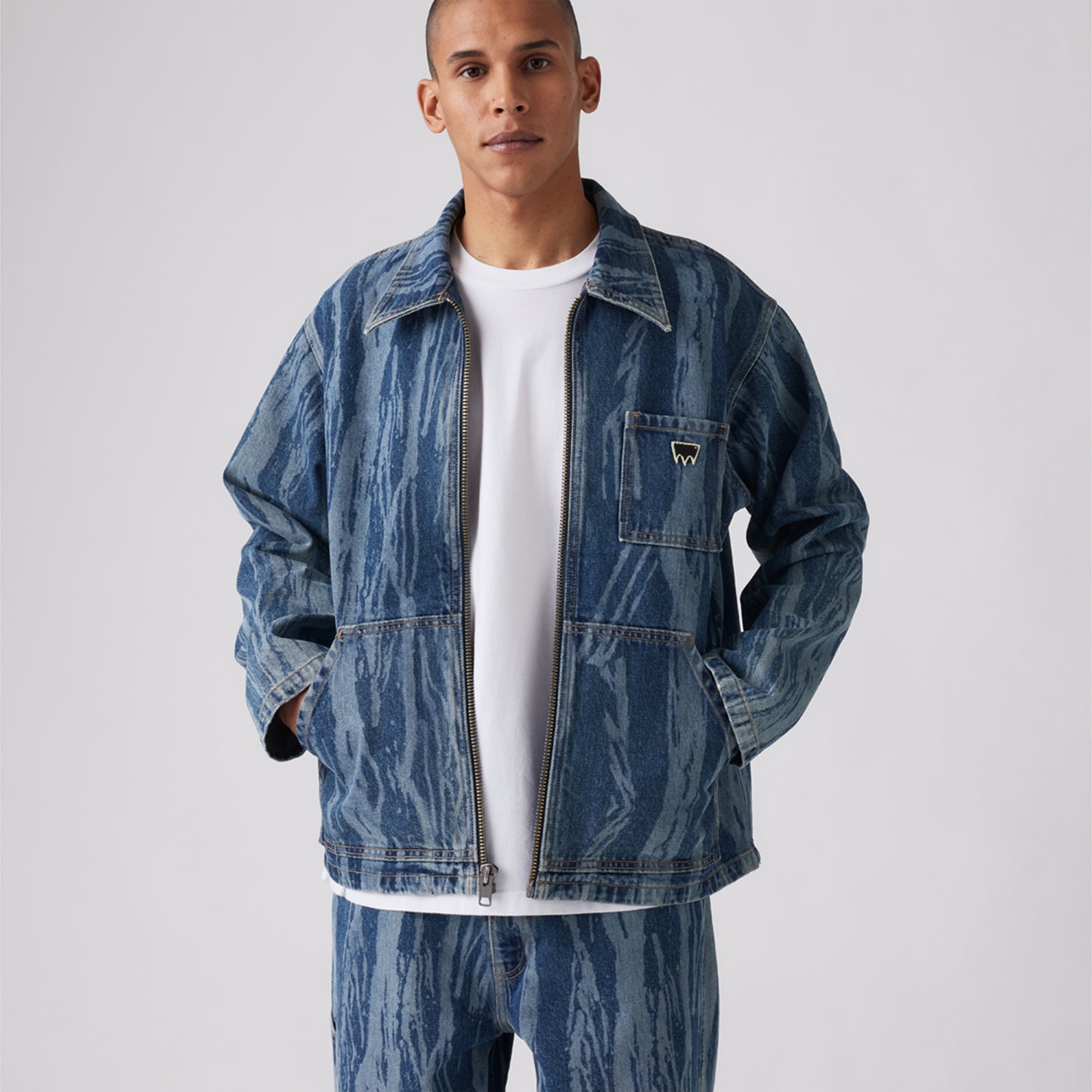 LEVI'S® MEN'S SKATEBOARDING GARAGE JACKET - MED INDIGO - WORN IN