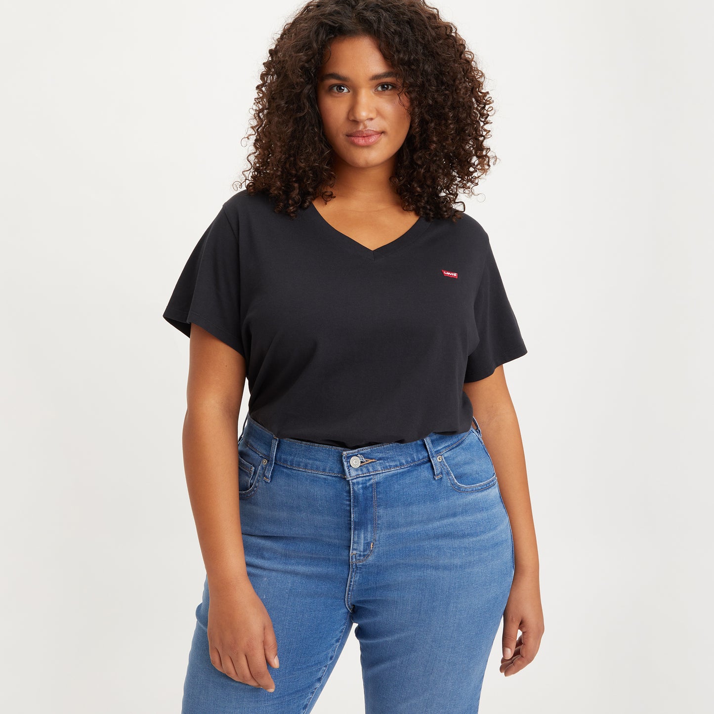 LEVI'S® WOMEN'S V-NECK T-SHIRT (PLUS SIZE) - BLACK