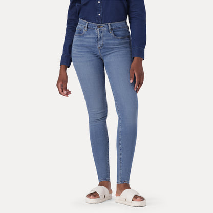 LEVI'S® WOMEN'S CURVY HIGH-RISE SUPER SKINNY  - MED INDIGO - FLAT FINISH