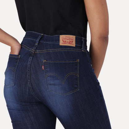 LEVI'S® CURVY FLARE  - DARK INDIGO - WORN IN