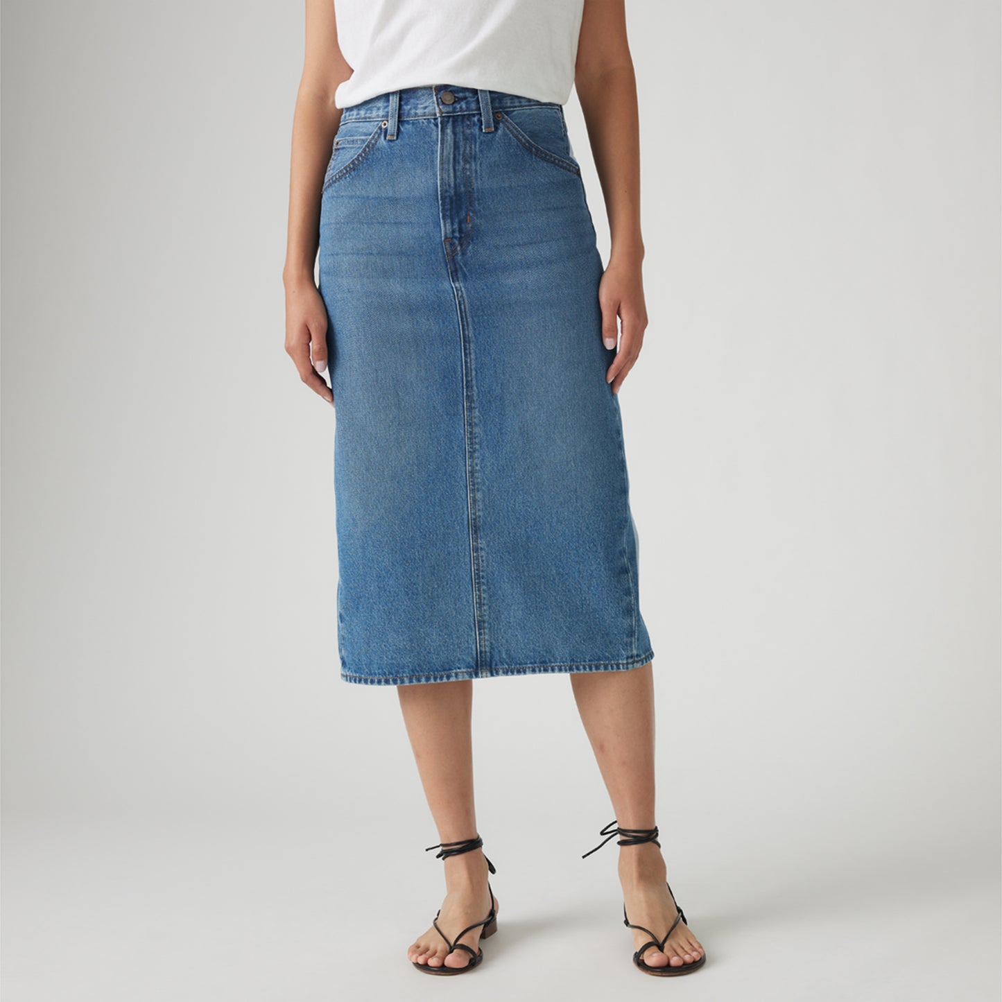 LEVI'S® WOMEN'S HIGH-RISE SLIT SKIRT - DARK INDIGO - WORN IN