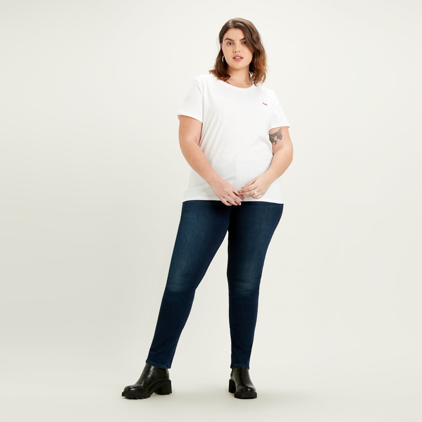 LEVI'S® WOMEN'S PERFECT T-SHIRT (PLUS SIZE) - NEUTRAL- NEUTRAL