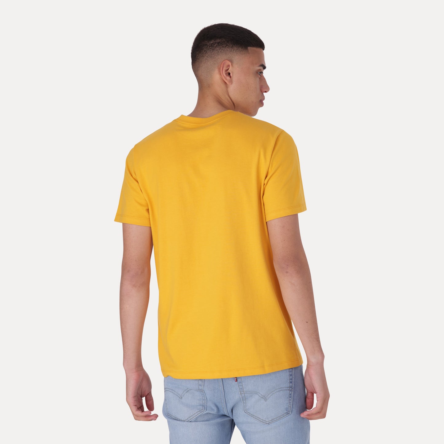 LEVI'S® MEN'S RELAXED FIT SHORT-SLEEVE GRAPHIC T-SHIRT - YELLOW