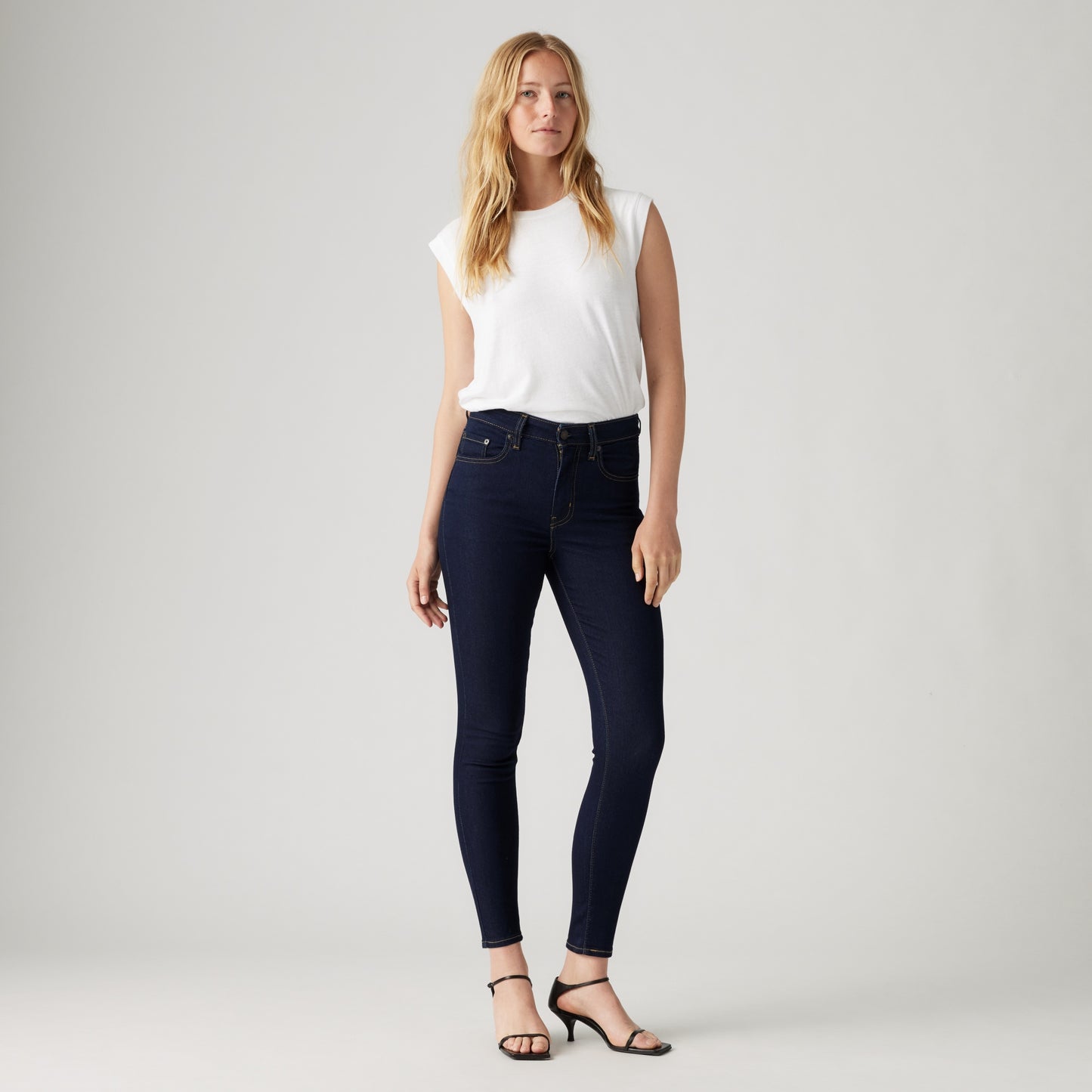 LEVI’S® WOMEN'S 721 HIGH-RISE SKINNY JEANS - DARK INDIGO - FLAT FINIH