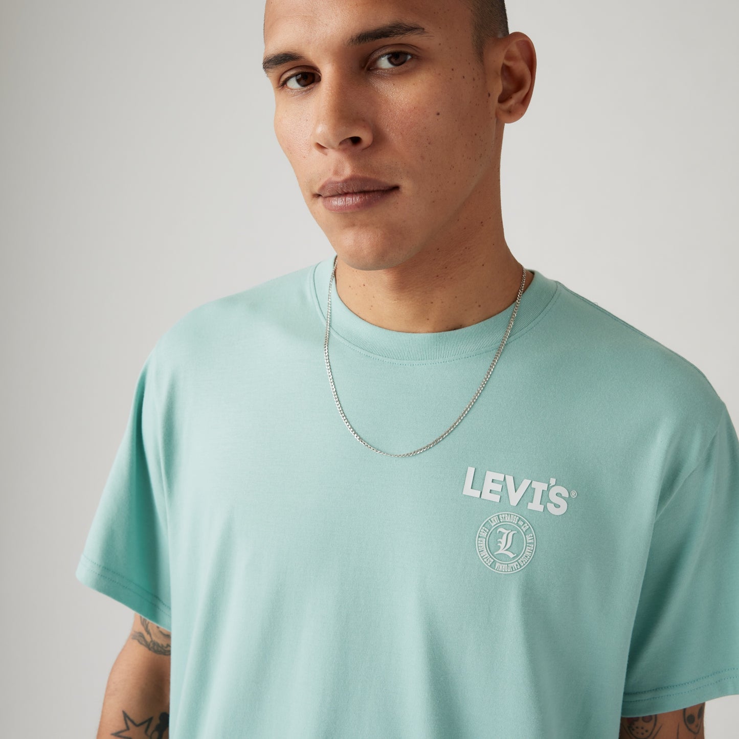 LEVI'S® MEN'S RELAXED FIT SHORT-SLEEVE GRAPHIC T-SHIRT - GREEN