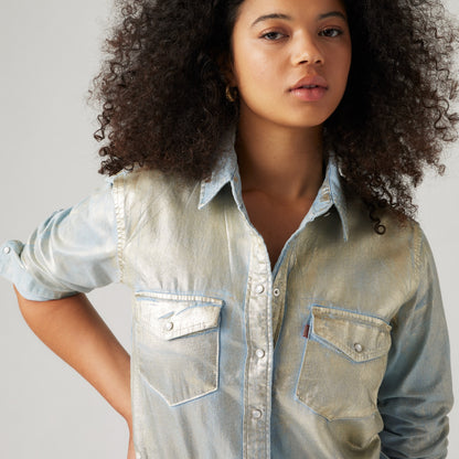 LEVI'S® WOMEN'S ICONIC WESTERN SHIRT - MED INDIGO - FLAT FINISH