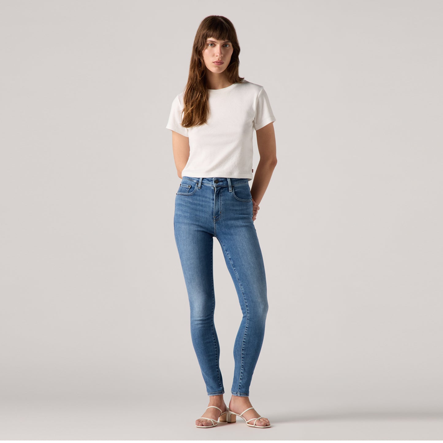 LEVI’S® WOMEN'S 721 HIGH-RISE SKINNY JEANS - MED INDIGO - WORN IN