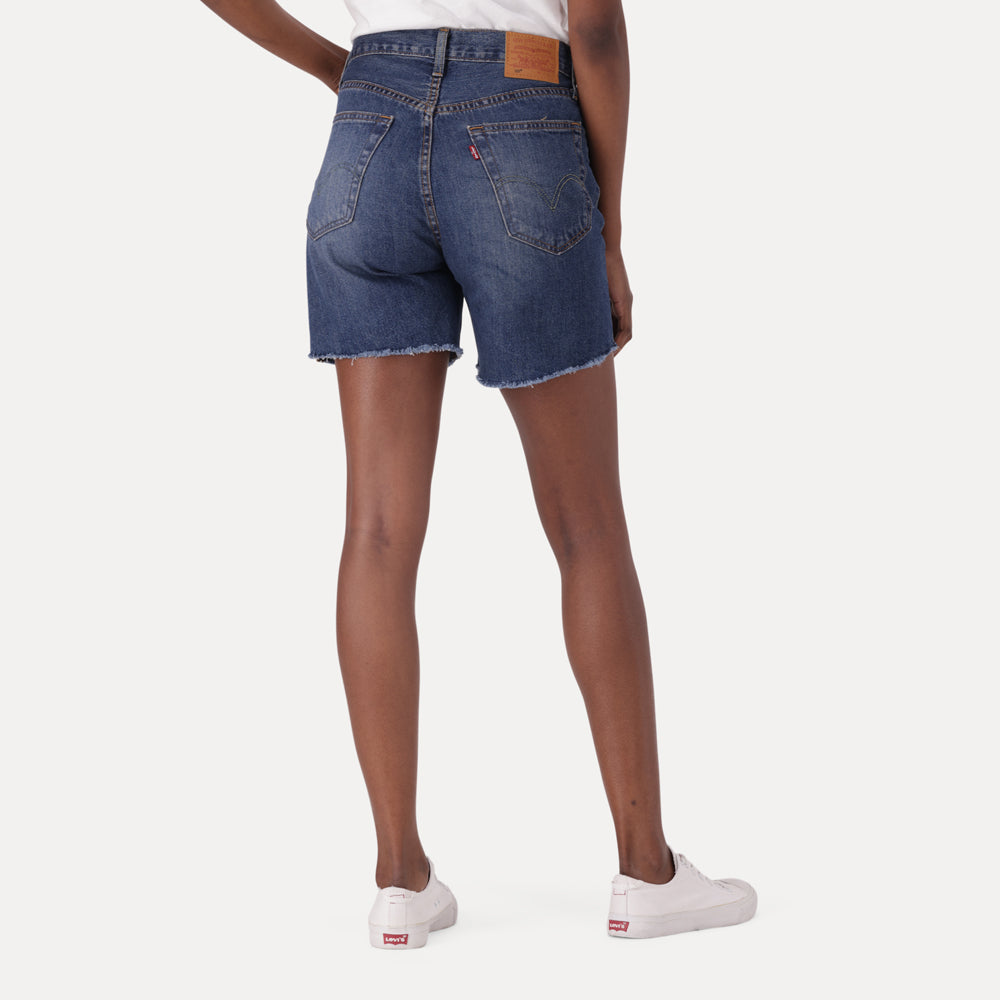 LEVI'S® WOMEN'S 501® MID-THIGH SHORTS - DARK INDIGO - WORN IN