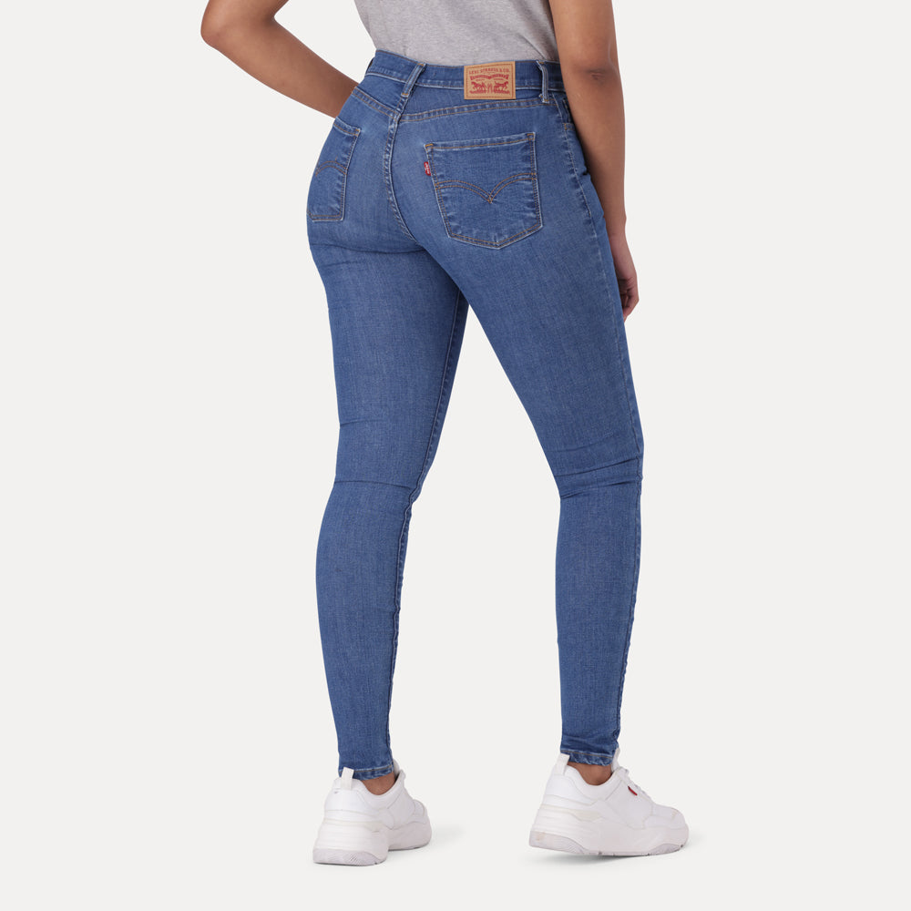 LEVI’S® WOMEN'S 710 MID-RISE SUPER SKINNY JEANS - MED INDIGO - FLAT FINISH