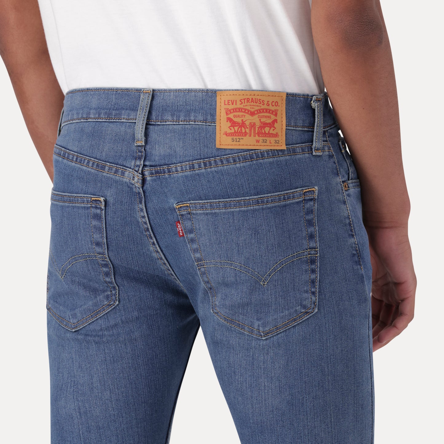 LEVI'S® MEN'S 512™ SLIM TAPER JEANS - MED INDIGO - WORN IN