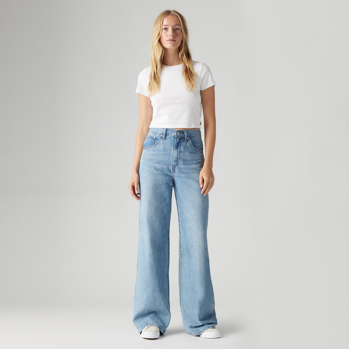 LEVI'S® WOMEN'S CINCH BAGGY JEANS - MED INDIGO - WORN IN