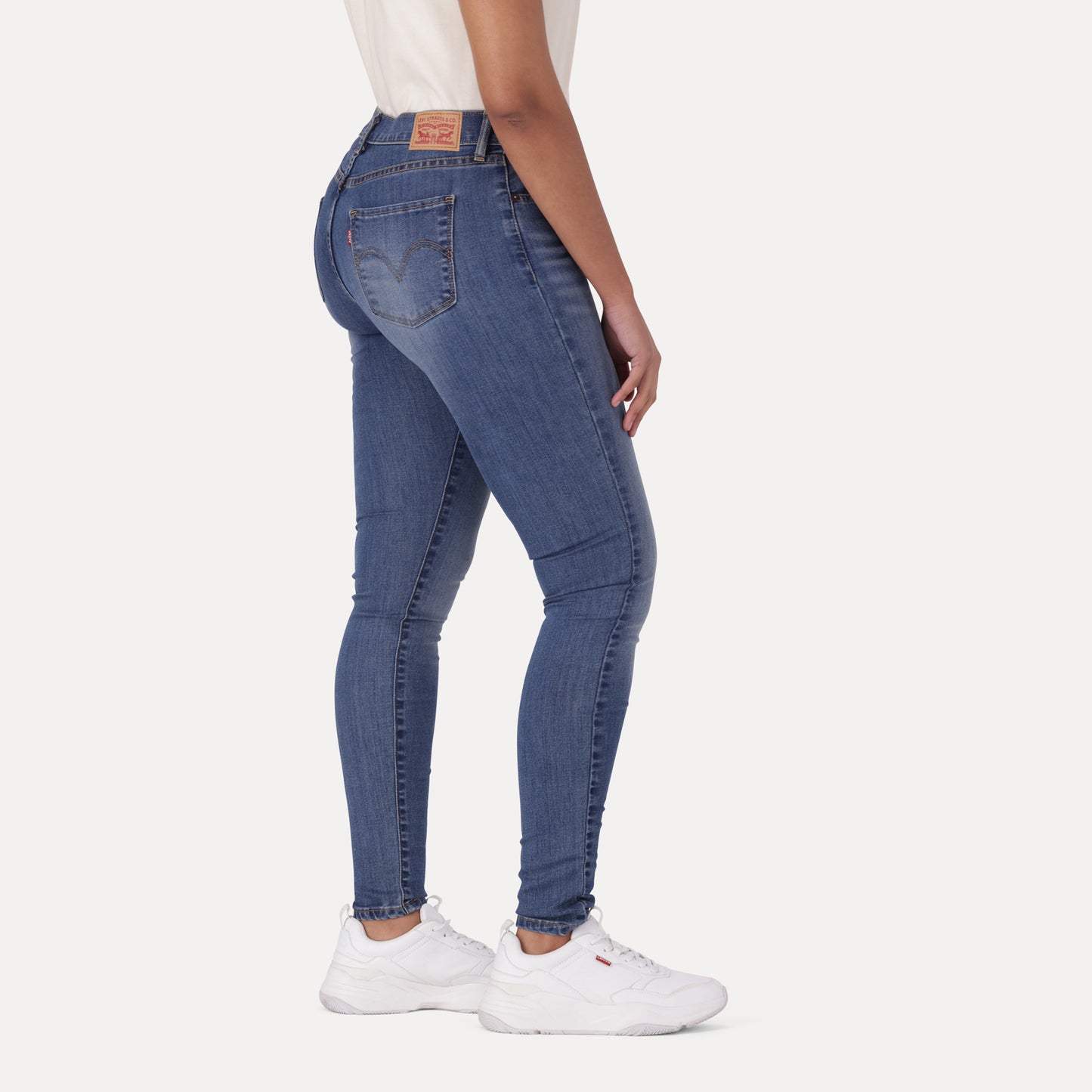 LEVI'S® CURVY HIGH-RISE SUPERSKINNY - MED INDIGO - WORN IN