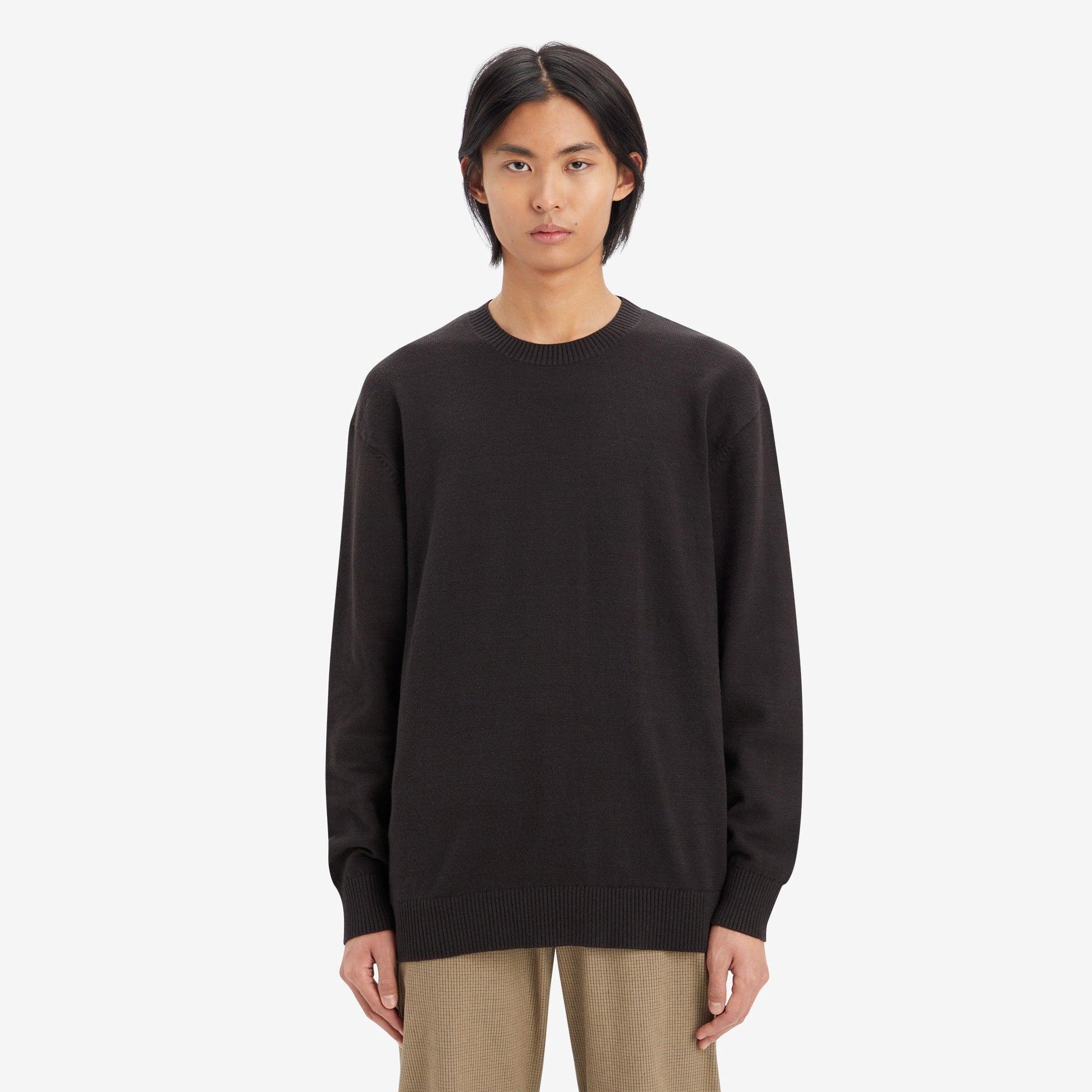 LEVI'S® RED TAB™ CREWNECK SWEATER - BLACK